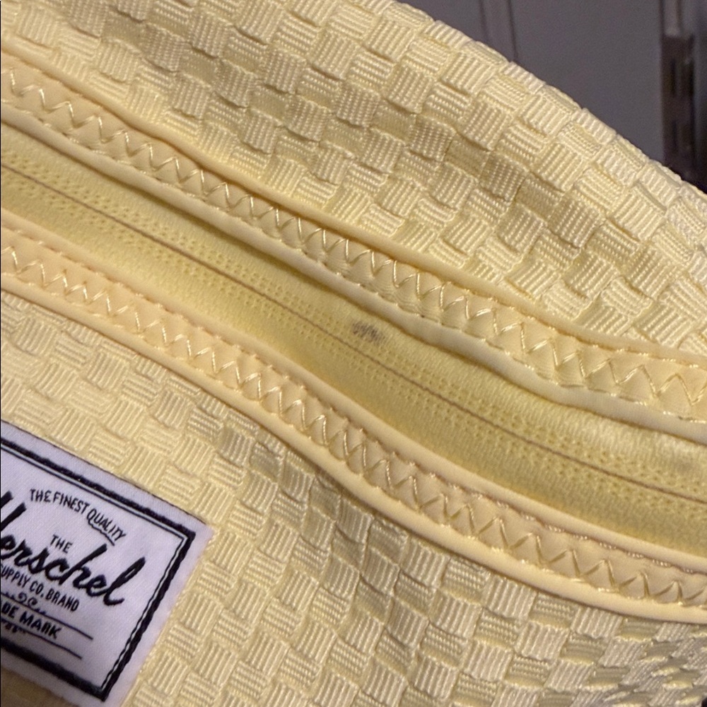 Herschel Fourteen Interlaced Belt Bag - Picture 7 of 13